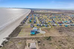 832 S East Rd, Crystal Beach, TX 77650 - Photo 49