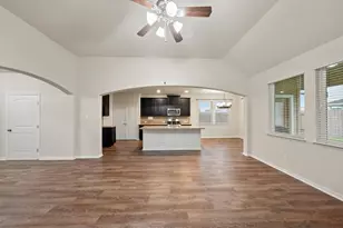 5182 Echo Falls Dr, Alvin, TX 77511 - Photo 11