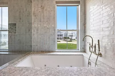 3835 Seabreeze Lane, Galveston, TX 77554 - Photo 37