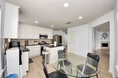 1054 Inverness Cove, Dickinson, TX 77539 - Photo 11