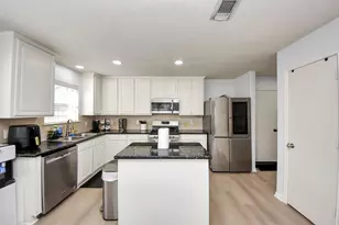 1054 Inverness Cove, Dickinson, TX 77539 - Photo 13