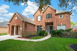 12003 Banks Run Dr, Pearland, TX 77584 - Photo 3