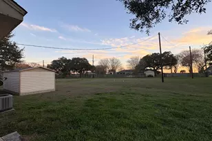 768 Heritage Ln, Eagle Lake, TX 77434 - Photo 3