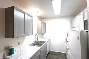 768 Heritage Ln, Eagle Lake, TX 77434 - Photo 11