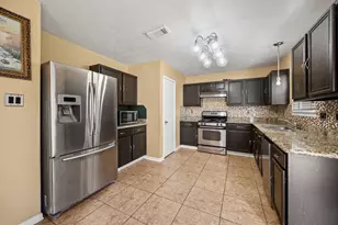 2526 Tomsbrook Dr, Houston, TX 77067 - Photo 9