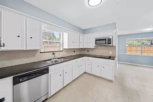 5314 Lodge Creek Dr, Houston, TX 77066 - Photo 11