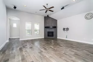 9302 Morning Hill Ct, Cypress, TX 77433 - Photo 5