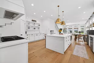 927 W 25th St, Houston, TX 77008 - Photo 11