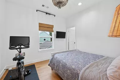 927 W 25th Street #A, Houston, TX 77008 - Photo 23