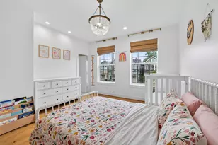 927 W 25th St, Houston, TX 77008 - Photo 31
