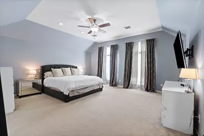 7526 N Linpar Court, Houston, TX 77040 - Photo 9