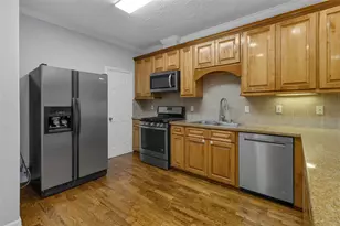 341 W 23rd St, Houston, TX 77008 - Photo 5