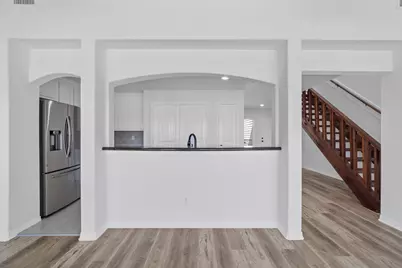 30 April Point Drive S, Conroe, TX 77356 - Photo 11