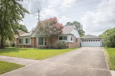 2643 Hodges Bend Circle, Sugar Land, TX 77479 - Photo 3