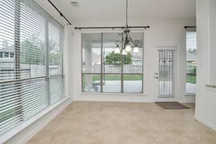 606 Floriencia St, Sugar Land, TX 77479 - Photo 17