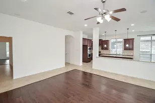 606 Floriencia St, Sugar Land, TX 77479 - Photo 13