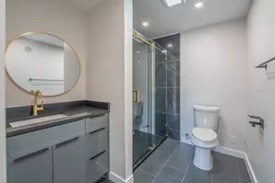4202 Clay St, Houston, TX 77023 - Photo 21