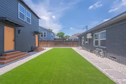 4202 Clay Street #B, Houston, TX 77023 - Photo 3