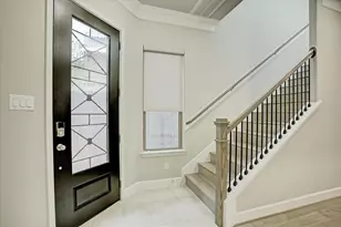 909 Rhode Pl, Houston, TX 77019 - Photo 3