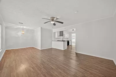 714 E Humble Street, Baytown, TX 77520 - Photo 7