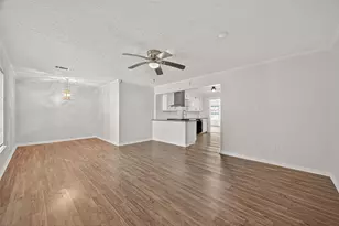 714 E Humble St, Baytown, TX 77520 - Photo 7