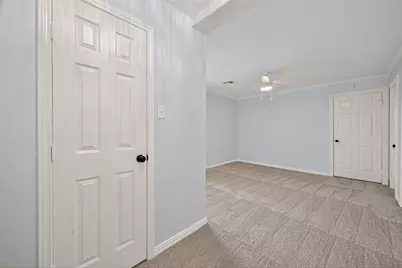 714 E Humble Street, Baytown, TX 77520 - Photo 17