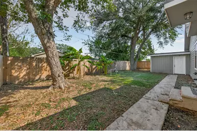 714 E Humble Street, Baytown, TX 77520 - Photo 29