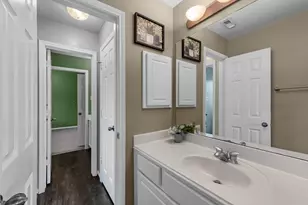 10319 Mossy Brook Ln, Cypress, TX 77433 - Photo 5