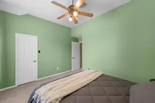 10319 Mossy Brook Ln, Cypress, TX 77433 - Photo 9
