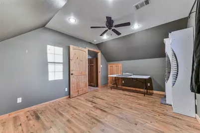 7703 Blimp Base Road, Hitchcock, TX 77563 - Photo 29