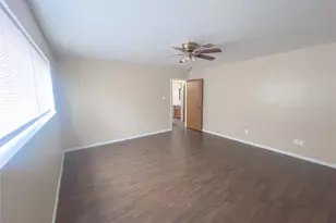 430 Breeze Park Dr, Houston, TX 77015 - Photo 9