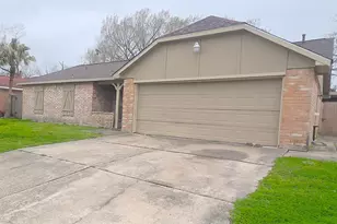 430 Breeze Park Dr, Houston, TX 77015 - Photo 1