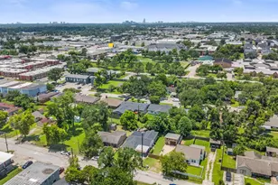 1913 Thonig Rd, Houston, TX 77055 - Photo 35