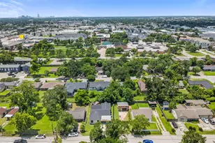 1913 Thonig Rd, Houston, TX 77055 - Photo 37