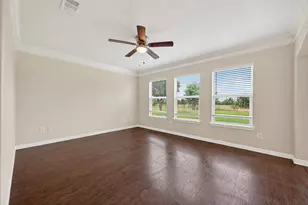 707 Mockingbird St, Navasota, TX 77868 - Photo 9