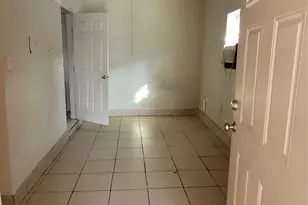 4512 Siegel St, Houston, TX 77009 - Photo 9