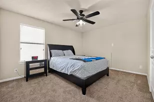3011 Cambridge Meadows Ln, Dickinson, TX 77539 - Photo 17