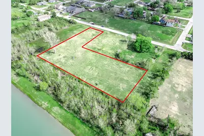 2701 Virginia Avenue, League City, TX 77573 - Photo 1