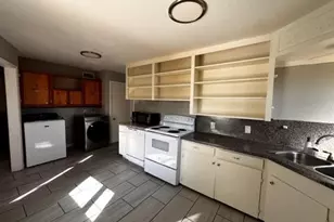 413 Wilma Dr, Corpus Christi, TX 78412 - Photo 3