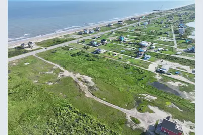 2239 Highway 87, Gilchrist, TX 77617 - Photo 5