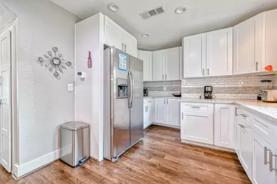 10601 Willowgrove Drive, Houston, TX 77035 - Photo 11