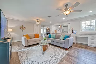 10601 Willowgrove Dr, Houston, TX 77035 - Photo 9