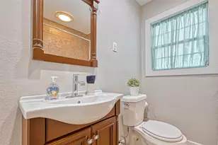 10601 Willowgrove Dr, Houston, TX 77035 - Photo 31