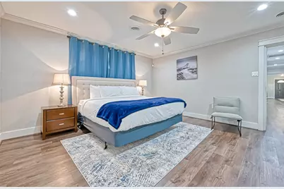 10601 Willowgrove Drive, Houston, TX 77035 - Photo 17