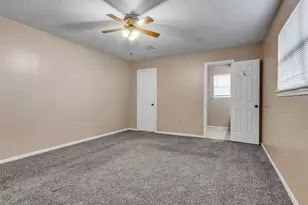 55 Sweetgum Ct, Lake Jackson, TX 77566 - Photo 13