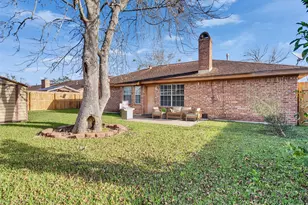 55 Sweetgum Ct, Lake Jackson, TX 77566 - Photo 31