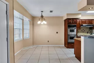 55 Sweetgum Ct, Lake Jackson, TX 77566 - Photo 11