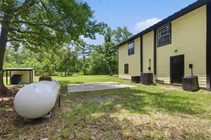 410 Oak Knoll Rd, Cleveland, TX 77328 - Photo 29