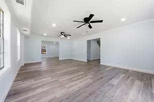 410 Oak Knoll Rd, Cleveland, TX 77328 - Photo 9