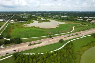 001 Willowgrove Dr, Houston, TX 77035 - Photo 17